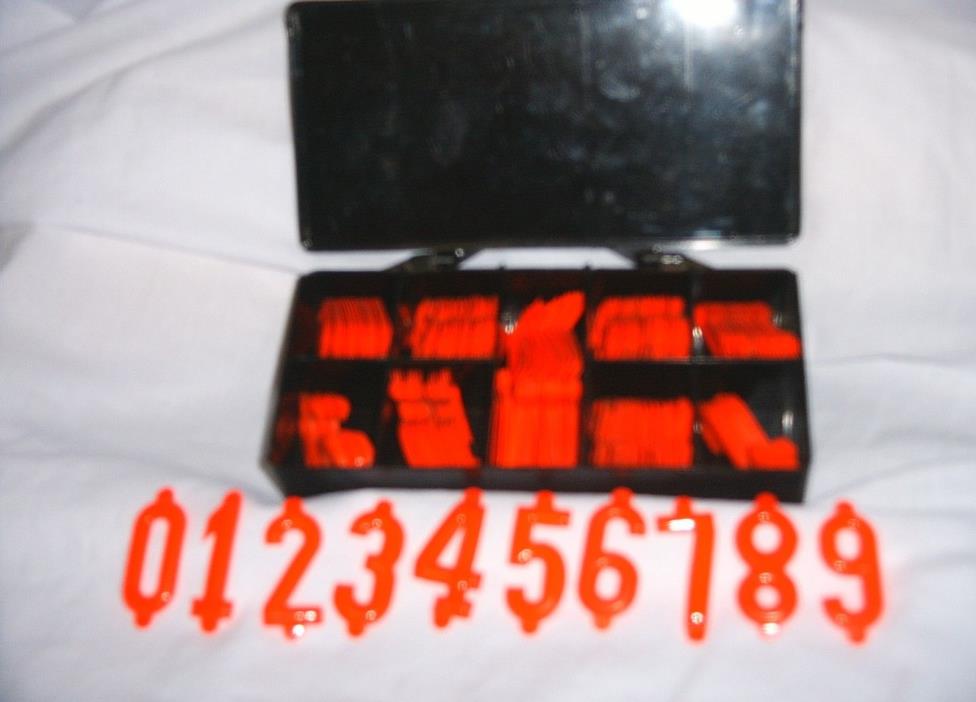 Red Sign Numbers & Storage Case/Box - Pre-Owned