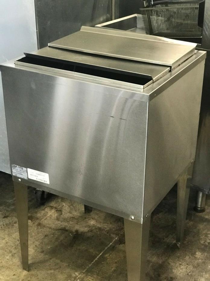 Ice bin with cold plate