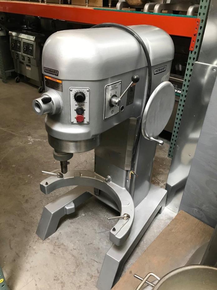 Reconditioned Hobart 80 qt pizza dough mixer Model L-800