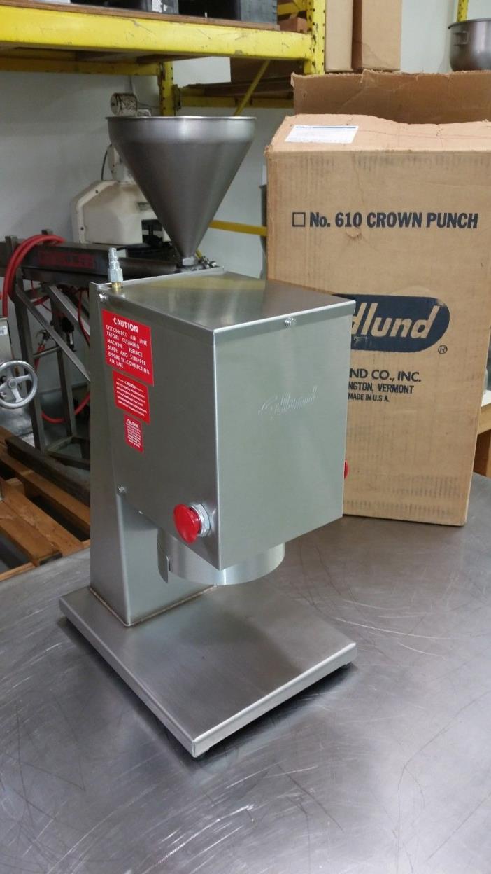 EDLUND Crown Punch Air Powered Can Opener - Model 610