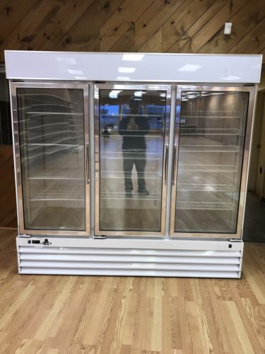 3 door commercial freezer