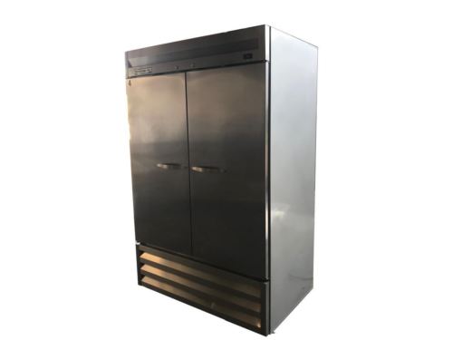BEVERAGE-AIR KR48-1AS COMMERCIAL REFRIGERATOR AND/OR TWO SECTION REACH-IN FREEZE