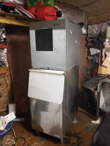 Hoshizaki ice machine Km-250 Mab