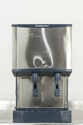 Used Scotsman HID525A-1A 500 lb. Air Cooled Nugget Ice Water Dispenser