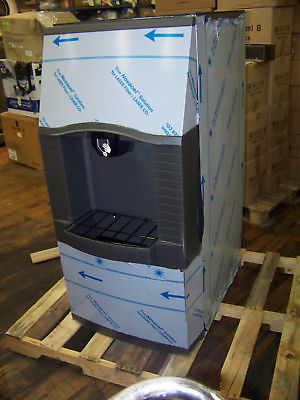 Manitowoc 120 lb. Ice Storage Dispenser 115V 60 Hz 1 Ph SPA160-161