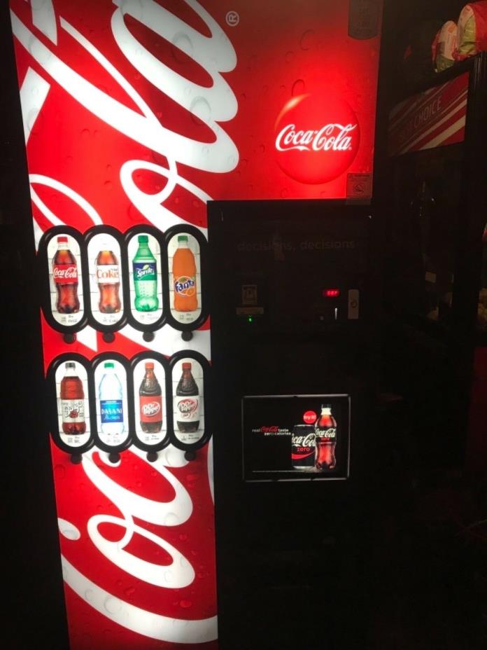 Royal Vendors Coca-Cola machine