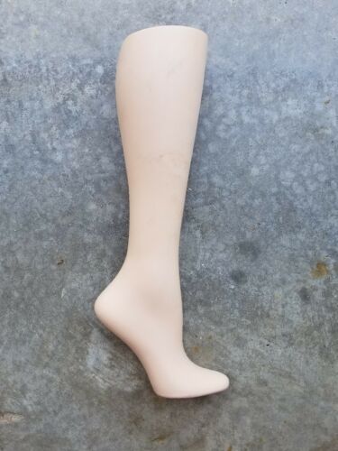 VTG RPM Industries Shoe Form, Hard Plastic Mannequin Leg, Stocking Display W-43
