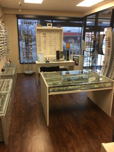 Complete Optical Store Furnishings Frame Bars Dispensing Desks Glass Display