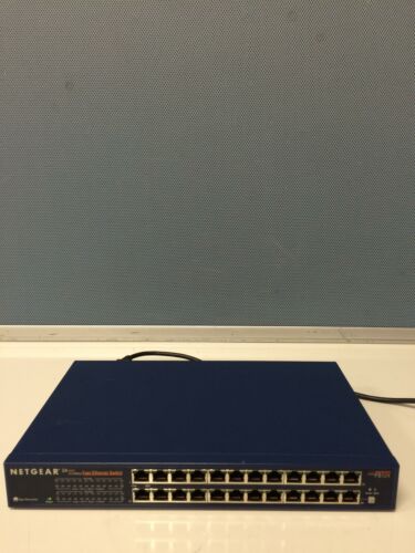 NetGear FS524 24 Port Megabit Fast Ethernet Switch 10/100 Mbps