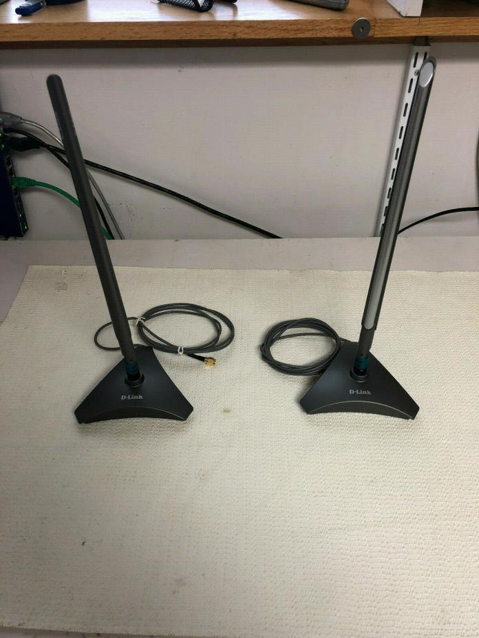 Lot of 2: D-Link ANT24-0700 2.4 GHz Omni-Directional 7 dBi Indoor Antenna