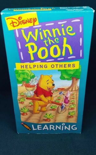 Winnie the Pooh - Helping Others (VHS, 1994)