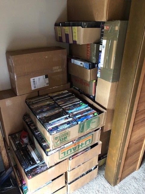 2,000 +DVD'S SELLING FOR  $200 LOCAL PICK-UP ONLY
