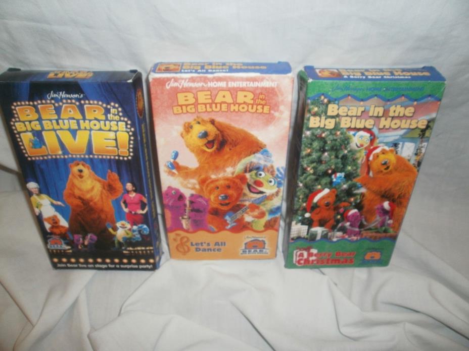 Bear in the Big Blue House VHS Lot of 3 A Berry Bear Christmas, Let's all dance,