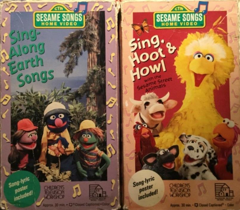 2 RARE Sesame Street VHS Tape Lot Sing Along Earth Songs & Sing Hoot & Howl Play