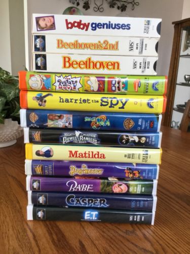 Lot of 12 Family Kids VHS Matilda Rugrats Casper ET Beethoven Babe Power Rangers