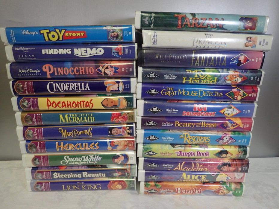 Lot of 23 vintage Clamshell Disney Black Diamond & more VHS Tapes Movies