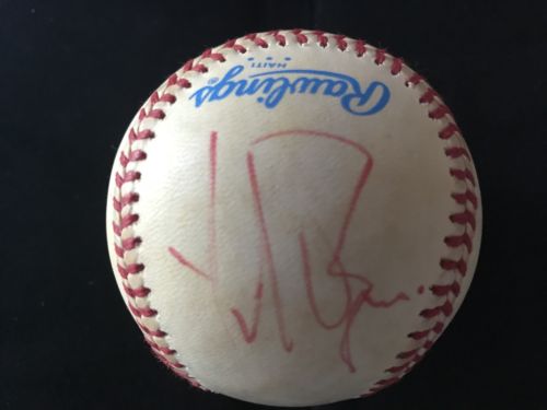 Yul Brynner Signed Baseball (deceased) Auto PSA/DNA RARE The King and I