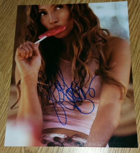 Jennifer Lopez signed 8x10 Autograph