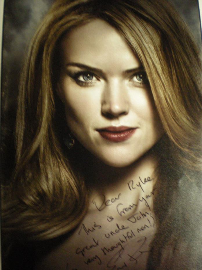 HAND SIGNED PHOTO ERIN RICHARDS AS BARBARA KEAN FROM SERIES 