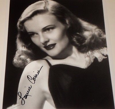 LOUISE CURRIE /  8 X 10  B&W  AUTOGRAPHED  PHOTO