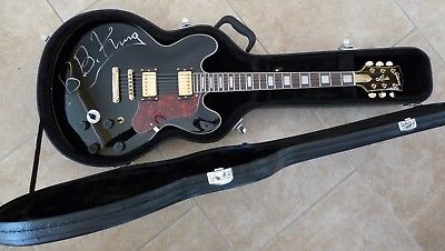 BB King Blues Signed Autographed LUCILLE Guitar PSA Certified W/ Case READ
