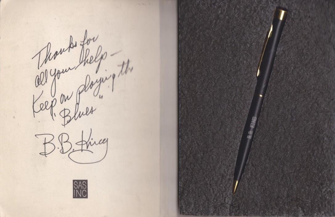 SIGNED BB KING of the BLUES + PEN + Signature PICK AUTOGRAPHED GARLAND HEIRLOOM