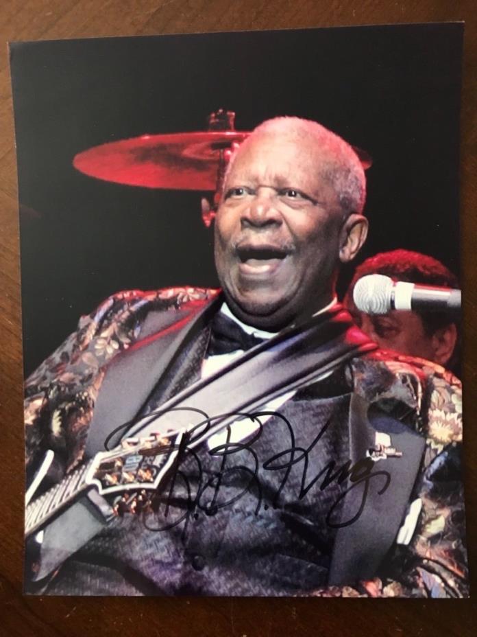 BB KING. Autographed 8x10 photo. Comes with COA