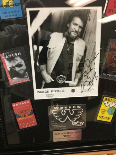 WAYLON JENNINGS SIGNED SUPER EXHIBIT With COA 100% Authentic!!!!