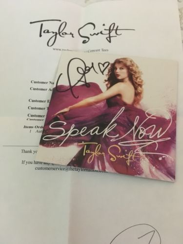 Taylor Swift Signed Speak Now CD Cover Autographed