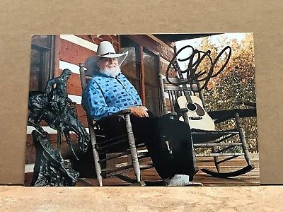 COUNTRY MUSIC SINGER CHARLIE DANIELS SIGNED 4X6 PHOTO   1E