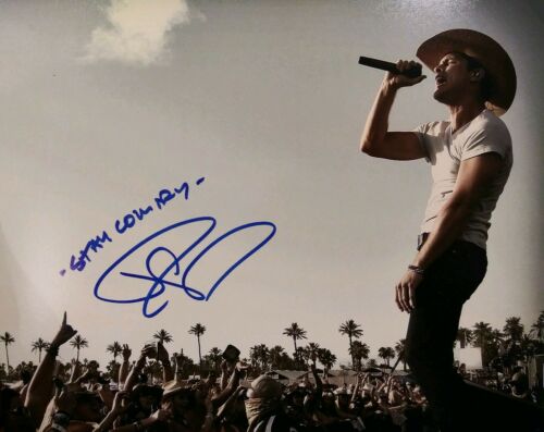 Dustin Lynch Signed Autographed Country Music Star Concert 11x14 Photo COA