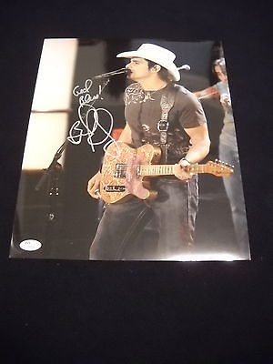 Brad Paisley Autographed 11x14 Photo Country Music/ JSA