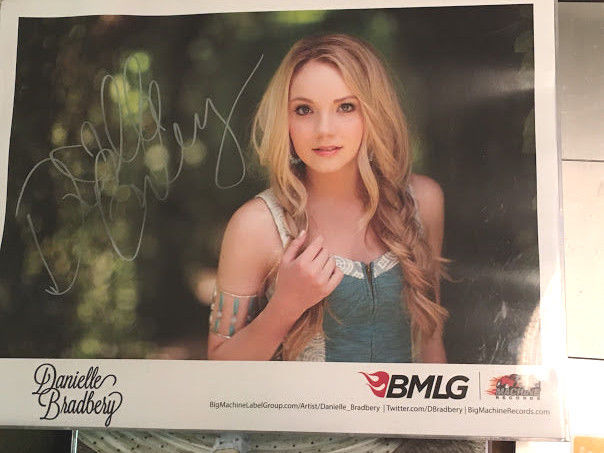 Danielle Bradbery signed autograph photo Autographed