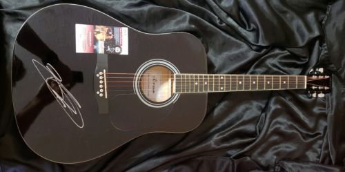 RARE BRANTLEY GILBERT FULL SIZE GUITAR AUTOGRAPHED JSA CERTIFIED AUTO signed