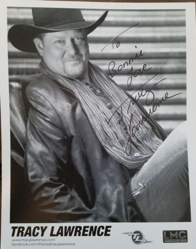 Tracy Lawrence signed 8x10 Autograph