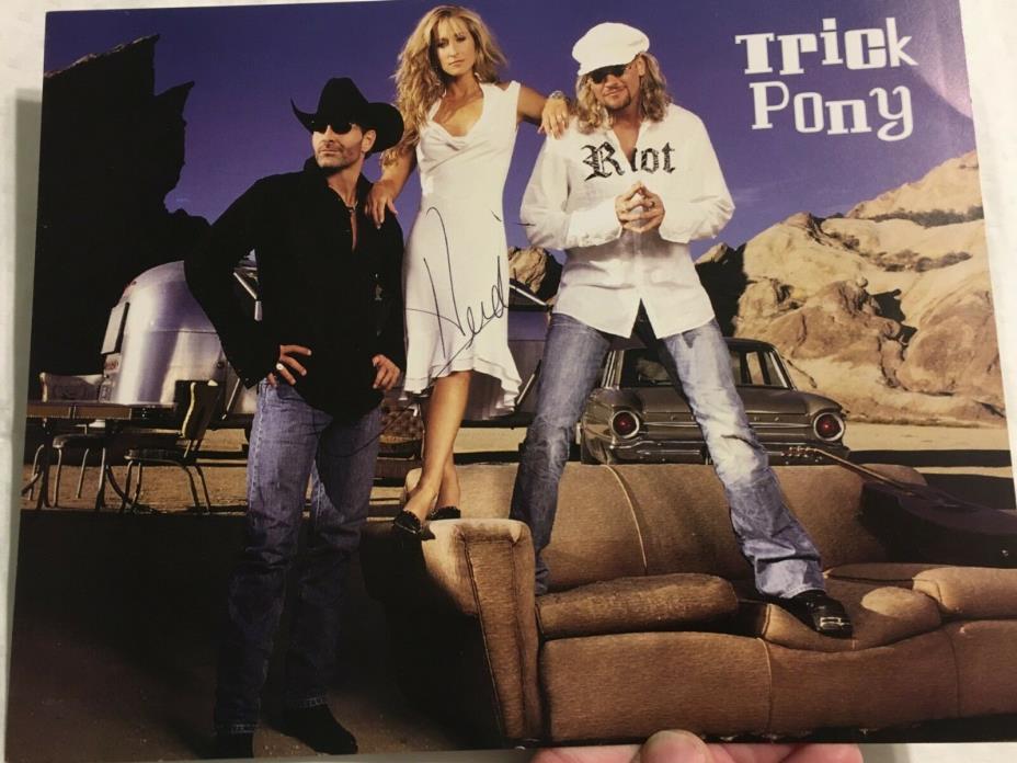 Trick Pony Hand Signed Autograph by Heidi 8 x 10 Band Photo!!!