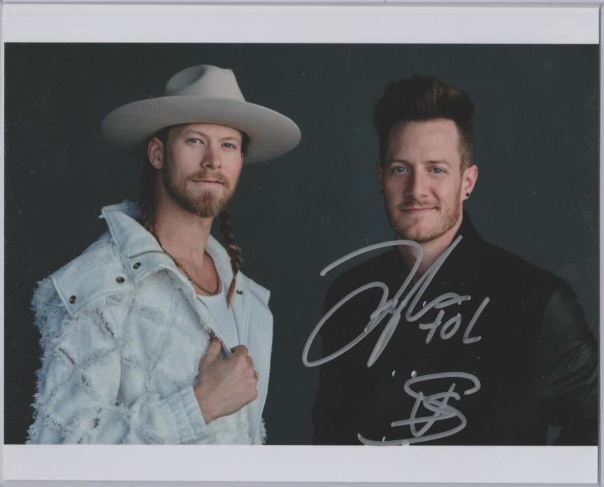 FLORIDA GEORGIA LINE Signed X2 Tyler Hubbard/Brian Kelley COLOR 8x10 Photo W/COA