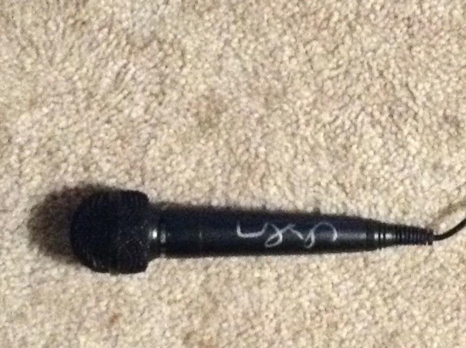 taylor swift autographed signed microphone