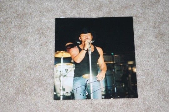 tim mcgraw rare one of a kind autographed signed photo