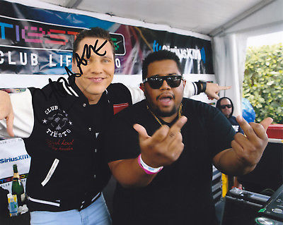 DJ CARNAGE SIGNED AUTOGRAPHED EDM MUSIC 8X10 PHOTO