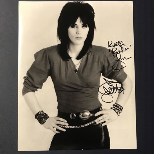 JOAN JETT SIGNED 11x14 PHOTO AUTOGRAPHED ROCK SINGER THE RUNAWAYS VERY RARE HOT