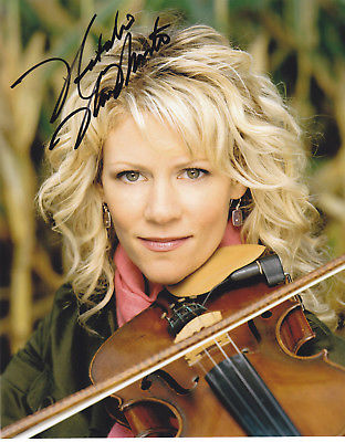 NATALIE MACMASTER SIGNED AUTOGRAPH FIDDLER 8X10 PHOTO  PROOF