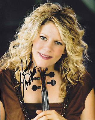 NATALIE MACMASTER SIGNED AUTOGRAPH FIDDLER 8X10 PHOTO  PROOF #2