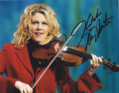 NATALIE MACMASTER SIGNED AUTOGRAPH FIDDLER 8X10 PHOTO  PROOF #3