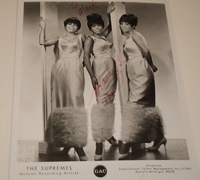 MARY WILSON / SUPREMES /  8 X 10  B&W  AUTOGRAPHED  PHOTO