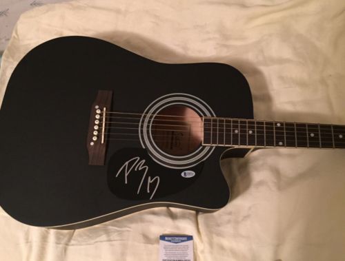 POST MALONE SIGNED AUTOGRAPHED ACOUSTIC GUITAR Awesome Matte Black