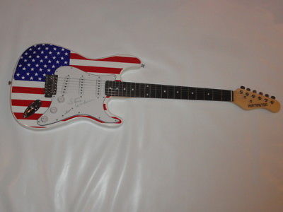 STEVIE WONDER SIGNED USA FLAG ELECTRIC GUITAR PROOF JSA LOA ASSISTED