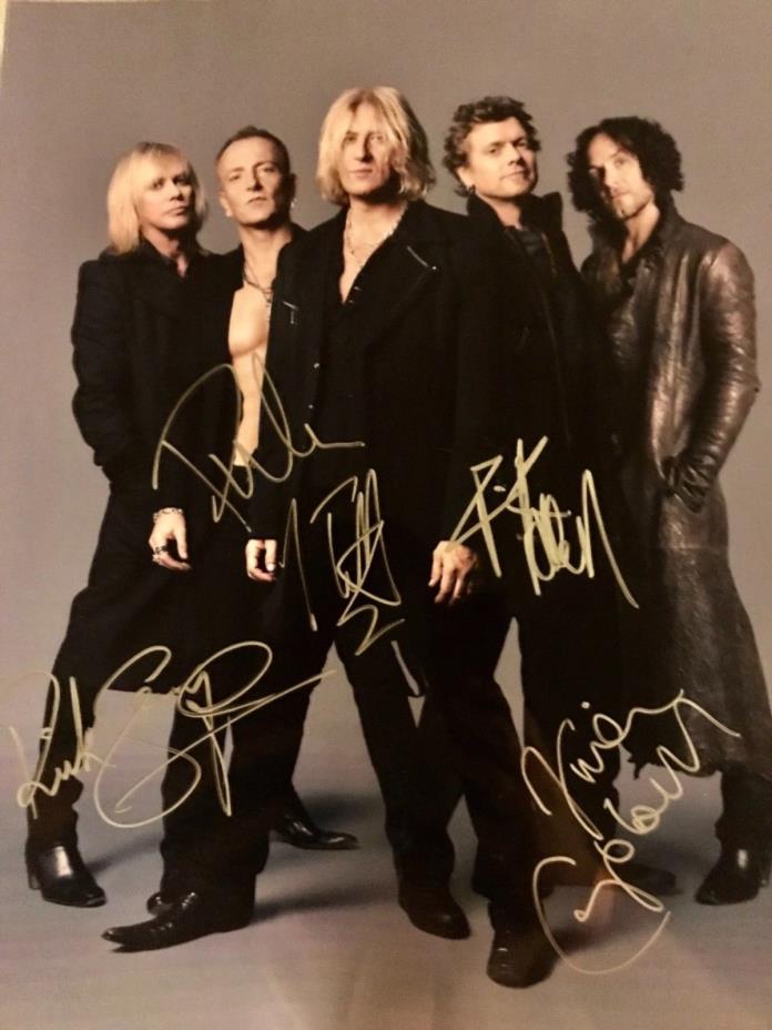 DEF LEPPARD HAND SIGNED 11x14 AUTOGRAPHED VERY RARE Signed 8/31/2011