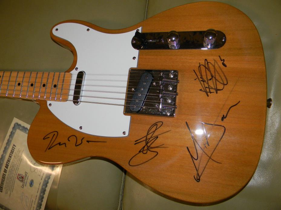 rolling stones signed guitar, jagger richards watt  wood MCI center 10/03/05 COA