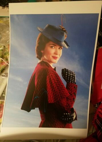 Emily Blunt Signed 11x17 Mary Poppins Poster Photo A MUST HAVE